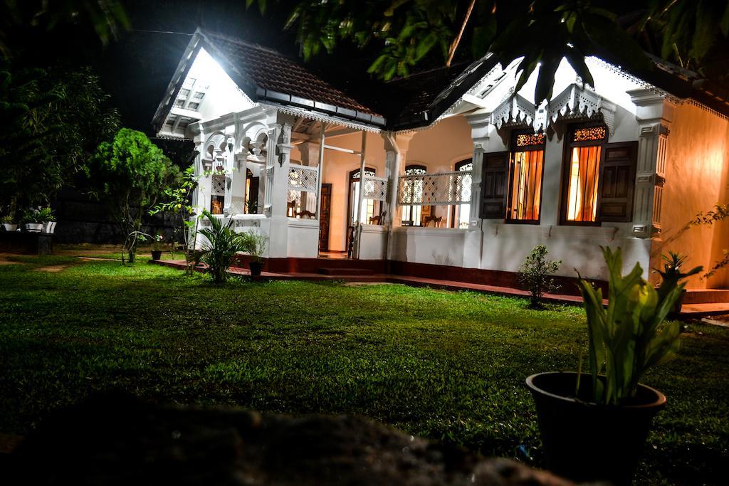 Grand Villa Hikkaduwa Kamer foto